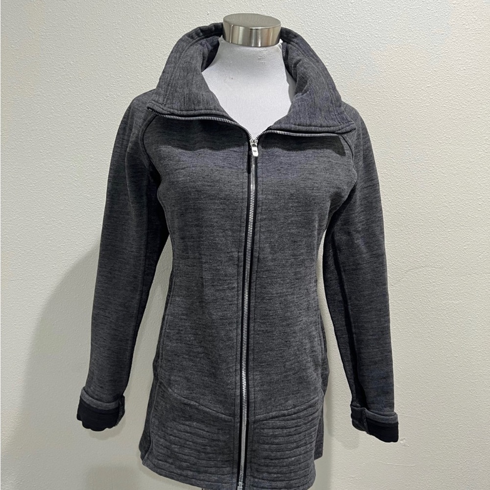 Lululemon radiant, size 8 jacket